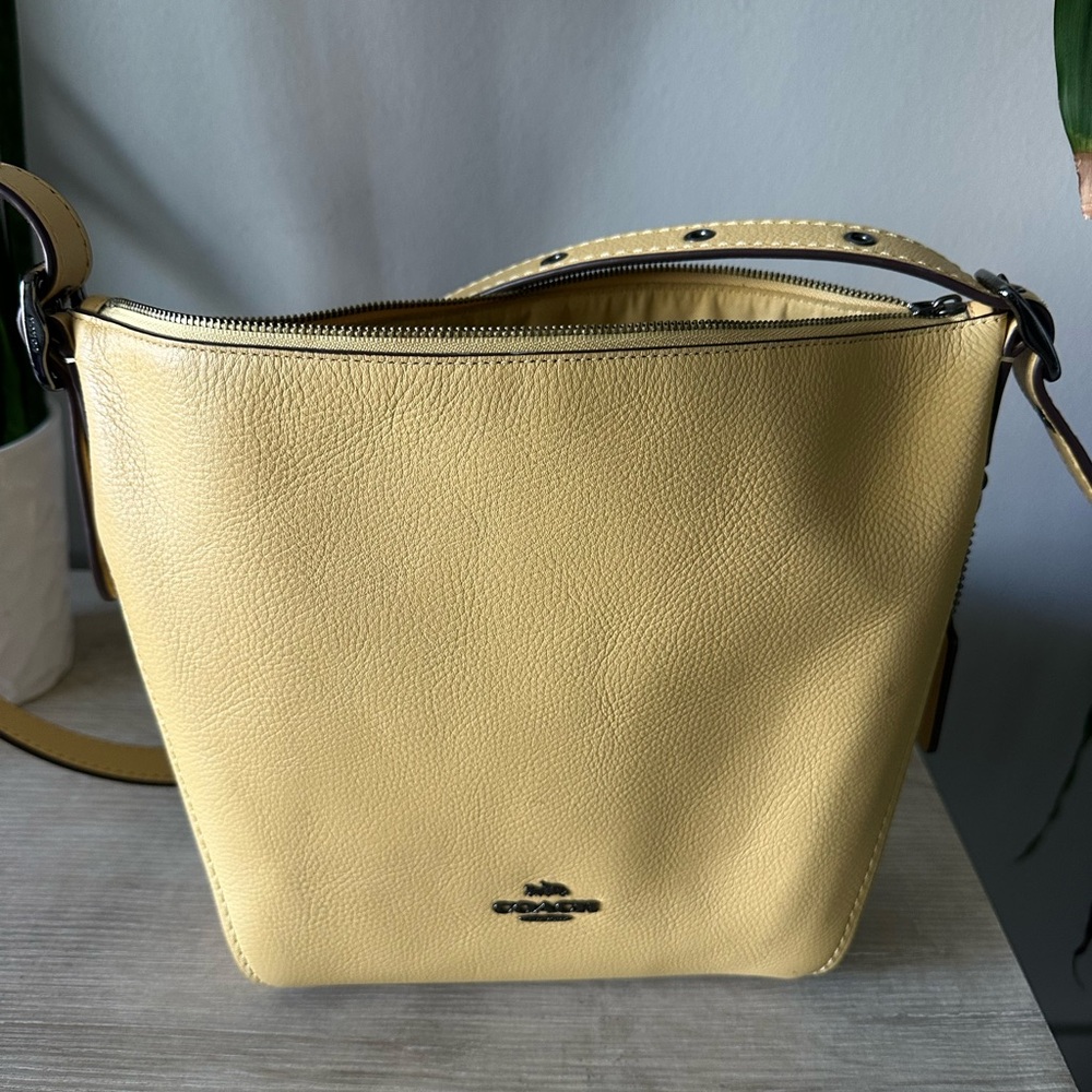 Yellow coach purse